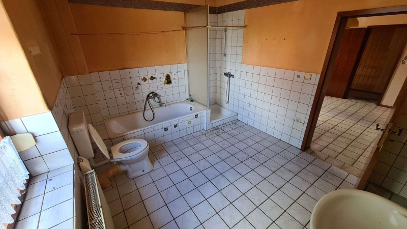 Breitscheidstraße 2, 3 Bedrooms Bedrooms, 5 Rooms Rooms,3 BathroomsBathrooms,Haus,zu verkaufen,Breitscheidstraße 2,1363