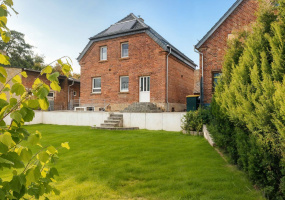 1 Bedroom Bedrooms, 4 Rooms Rooms,3 BathroomsBathrooms,Haus,zu verkaufen,1365