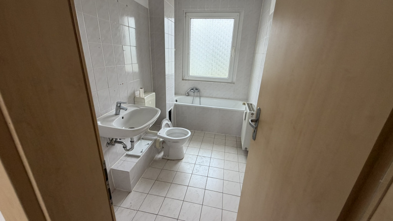Hörsinger Straße 14, 3 Rooms Rooms,1 BathroomBathrooms,Wohnung,zu vermieten,Hörsinger Straße 14,1446